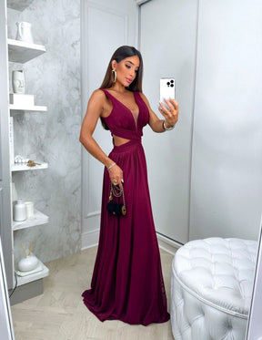 Vestido Longo Com Recortes - Tecido Micro Tule