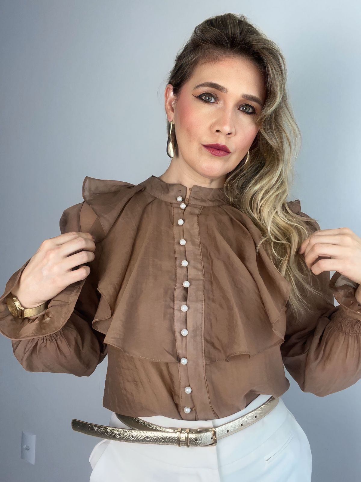 camisa social babados