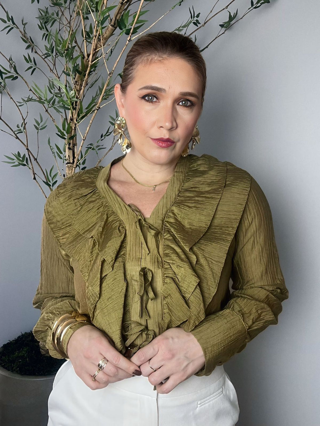 Camisa Babados com Amarrações