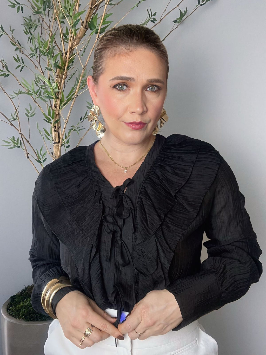 Camisa Babados com Amarrações