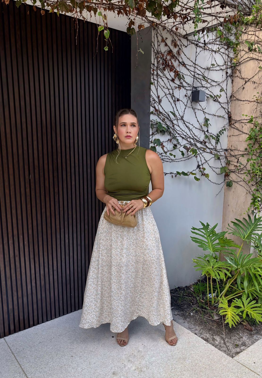 Saia Midi Viscolinho