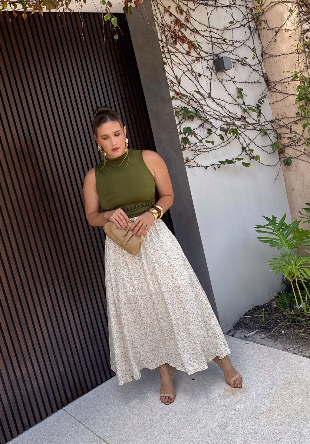 Saia Midi Viscolinho