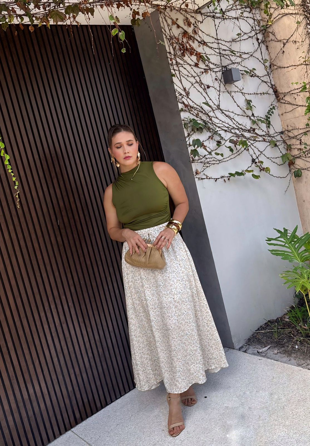 Saia Midi Viscolinho