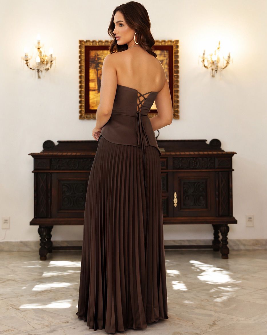 Vestido tomara que caia plissado