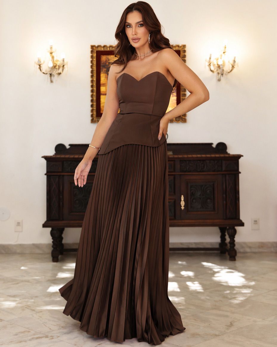 Vestido tomara que caia plissado