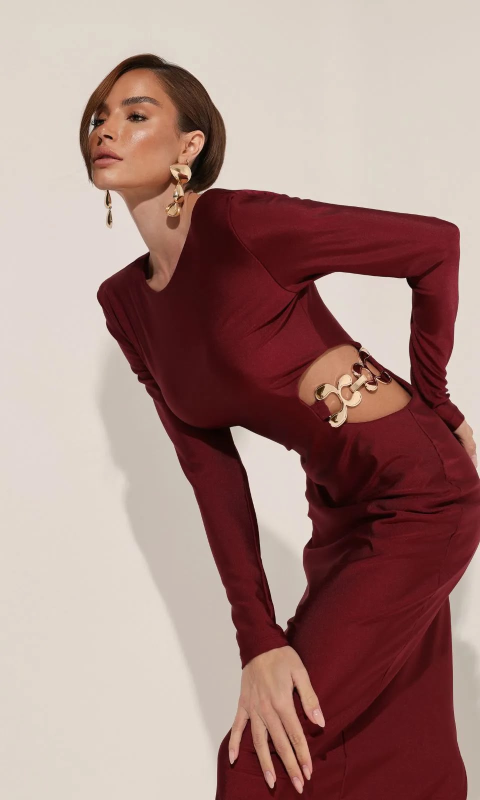 vestido midi manga longa