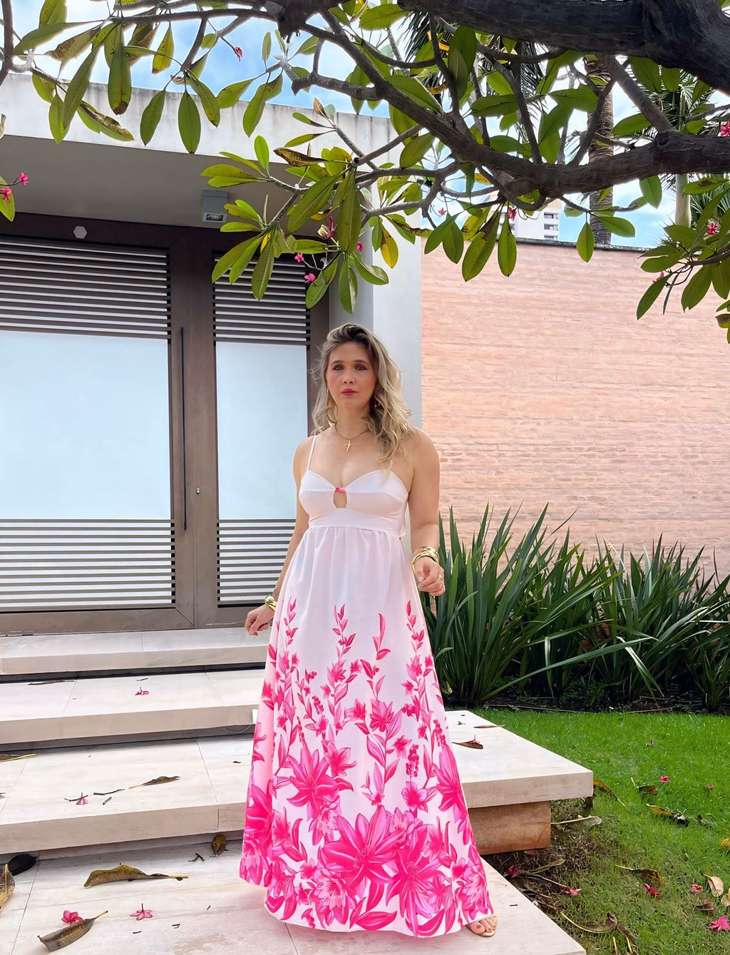 vestido longo floral