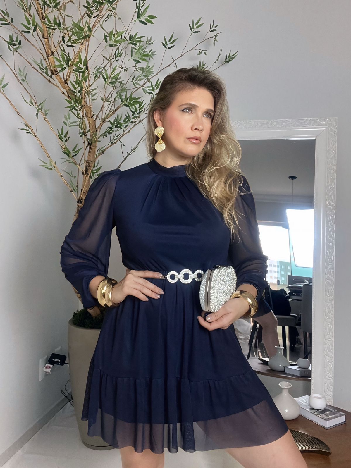 vestido curto manga longa