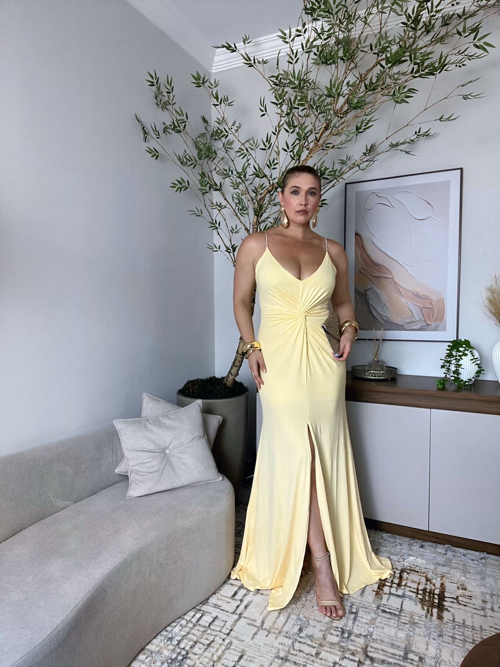 vestido de alça com brilho