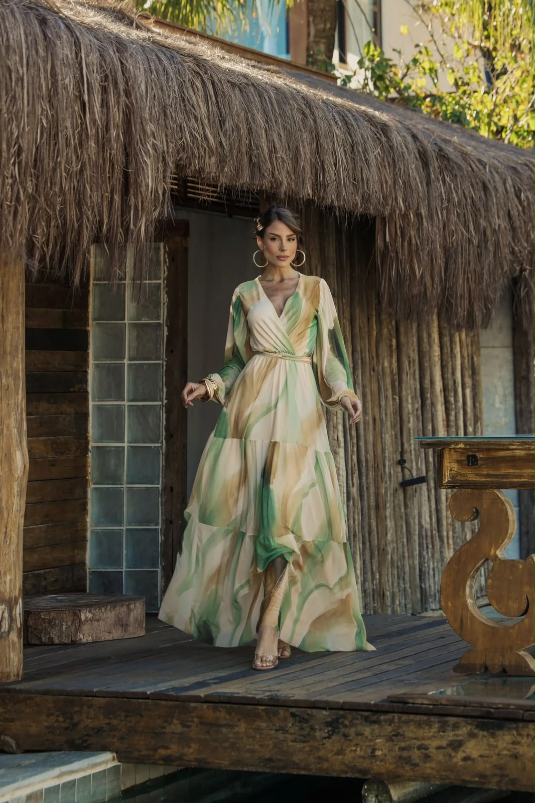 VESTIDO LONGO MANGA LONGA TULE
