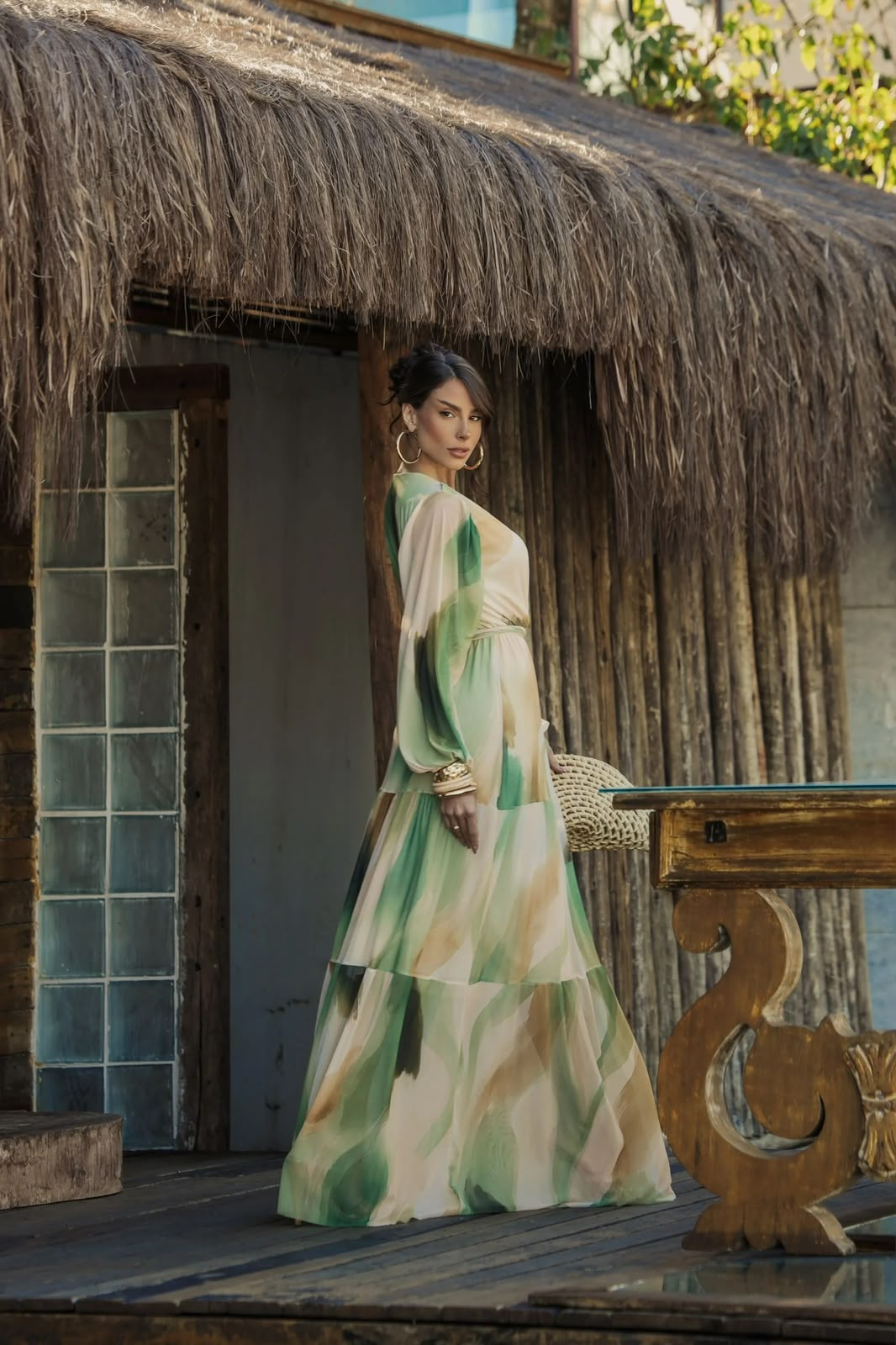 VESTIDO LONGO MANGA LONGA TULE